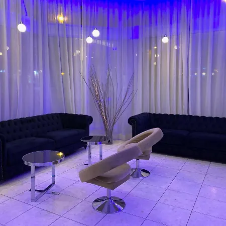 By Hotel Lisbon