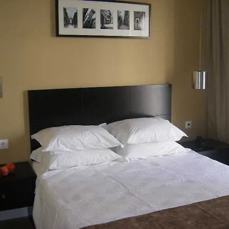 By Hotel 3*