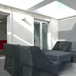 Hotel By 3*