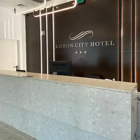 Hotel By 3*