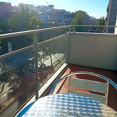 Hotel By 3*